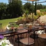 Restaurant Le Gardon - Pont Du Gard Collias