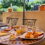 Restaurant Le Gardon - Pont Du Gard Hotell
