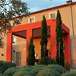 Restaurant Le Gardon - Pont Du Gard Collias