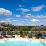 Restaurant Le Gardon - Pont Du Gard Collias