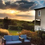 Hotell Restaurant Le Gardon - Pont Du Gard 3*