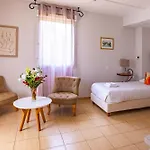 Hotell Restaurant Le Gardon - Pont Du Gard Collias