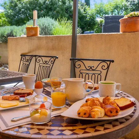 Restaurant Le Gardon - Pont Du Gard Hotel