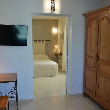 Restaurant Le Gardon - Pont Du Gard 3*