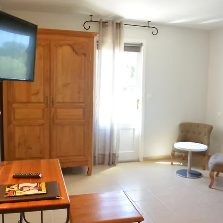 Restaurant Le Gardon - Pont Du Gard Collias