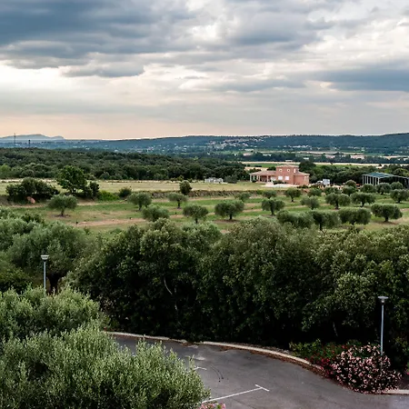 Restaurant Le Gardon - Pont Du Gard 3* Collias