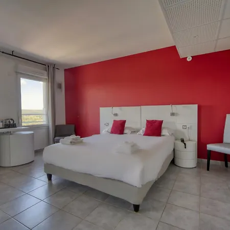 Restaurant Le Gardon - Pont Du Gard Collias