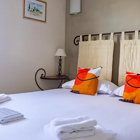 호텔 Restaurant Le Gardon - Pont Du Gard 3*