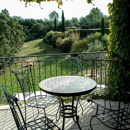 Restaurant Le Gardon - Pont Du Gard 3*